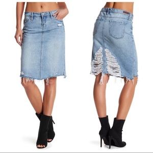 Blank NYC Big Reveal Denim Pencil Skirt Sz 26 NEW
